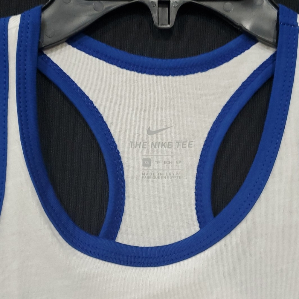 🆕️ Nike Racerback Tank - Picture 7 of 9